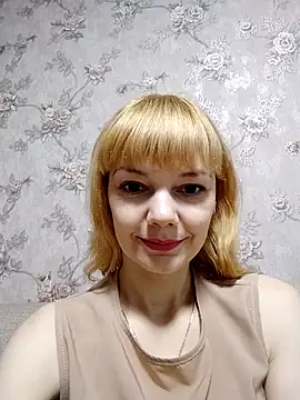 Snapshot of AliceSwan1122 chatting on September 15, 2:25 pm AliceSwan1122 online show from September 15, 2:25 pm