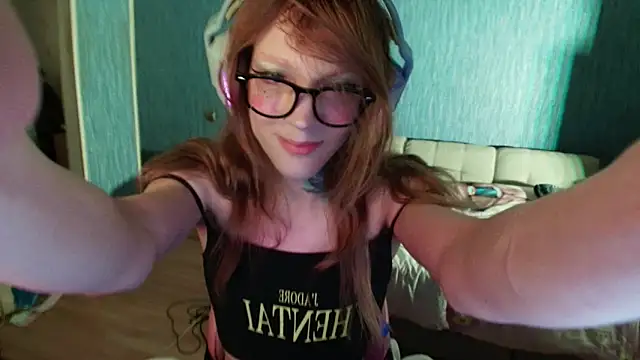 Snapshot of bekvafluttershy chatting on September 15, 11:34 pm bekvafluttershy online show from September 15, 11:34 pm