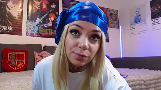 Snapshot of KiraQuinn1 chatting on September 23, 4:16 pm KiraQuinn1 online show from September 23, 4:16 pm