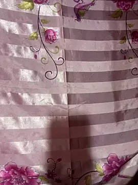 Moon pusy online show from April 17, 10:45 pm