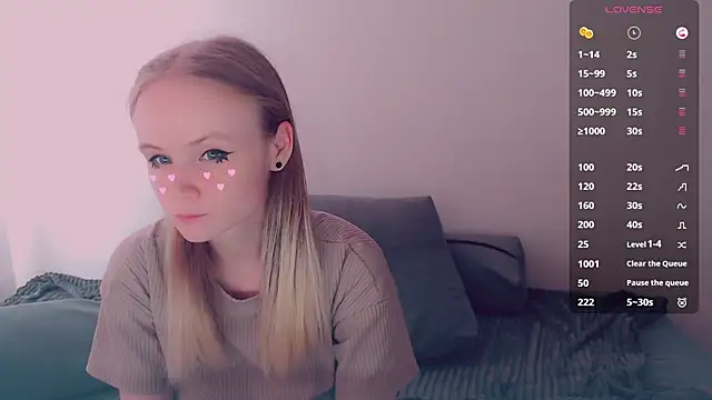 AliceNya cute online show from June 4, 5:56 am