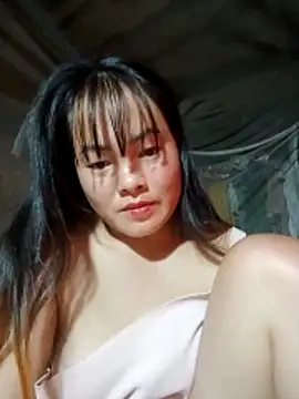 emilyzz online show from November 21, 1:35 pm