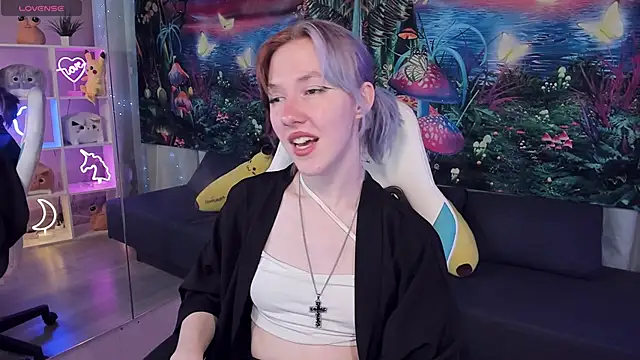 Snapshot of JessieRich chatting on September 30, 12:44 pm JessieRich online show from September 30, 12:44 pm
