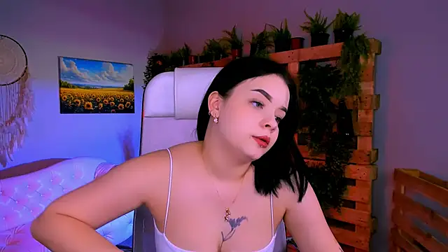 leslierowe  online show from October 30, 5:03 pm