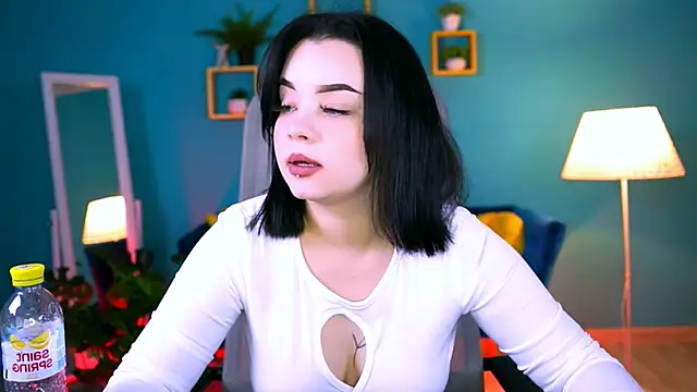 Snapshot of leslierowe_ chatting on October 4, 8:02 pm leslierowe online show from October 4, 8:02 pm