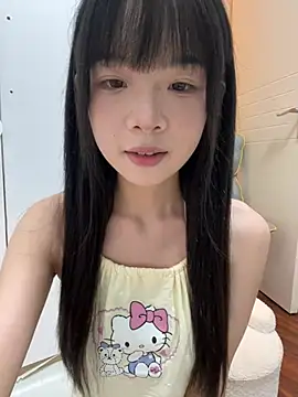 qiqi x online show from July 28, 2:24 pm