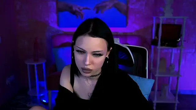 Snapshot of MiaCain chatting on September 18, 12:58 pm MiaCain online show from September 18, 12:58 pm