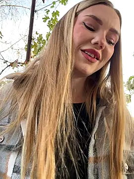 MilaMoone online show from November 5, 9:58 am