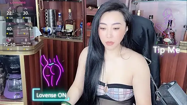 Snapshot of A-Lin-666 chatting on October 17, 3:54 am A-Lin-666 online show from October 17, 3:54 am