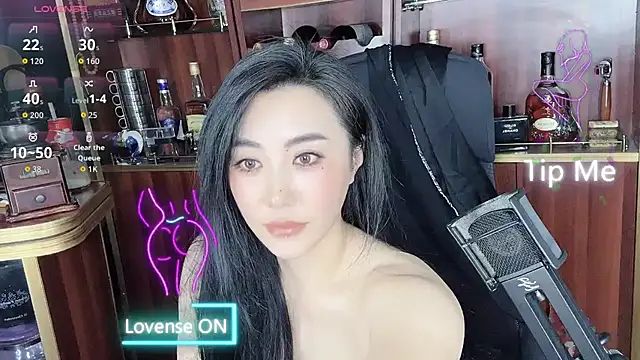 Snapshot of A-Lin-666 chatting on October 10, 12:43 pm A-Lin-666 online show from October 10, 12:43 pm