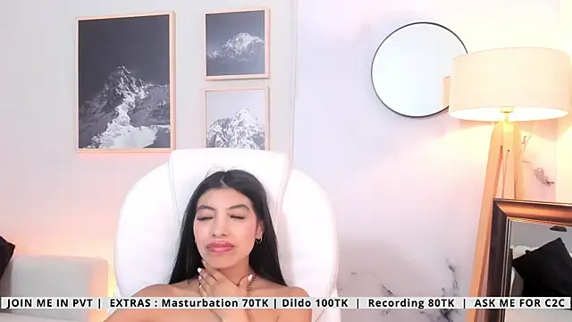 Tiffany Low online show from April 15, 7:58 pm