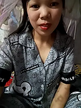 Snapshot of Tary_toot chatting on October 17, 1:25 pm Tary toot online show from October 17, 1:25 pm