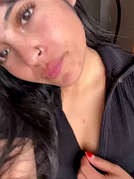 Snapshot of Karla_1-2 chatting on October 1, 7:41 pm Karla 1-2 online show from October 1, 7:41 pm