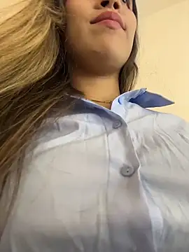 EMILIIA RICHTER   online show from June 13, 4:32 am
