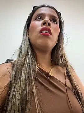 EMILIIA RICHTER   online show from June 23, 7:23 pm