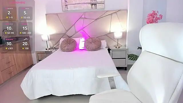 Mila blaze online show from September 19, 4:17 pm