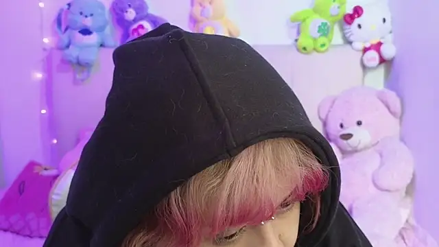 NekoWaifu online show from April 21, 2:13 pm