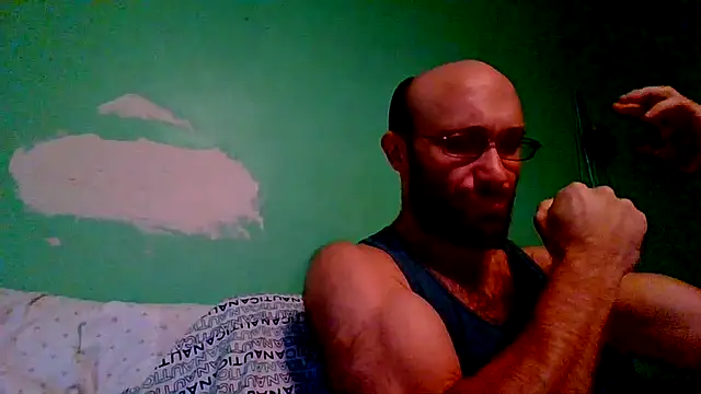 Snapshot of versatilevortex chatting on October 13, 4:09 pm versatilevortex online show from October 13, 4:09 pm
