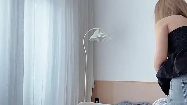 Meng 777 online show from April 18, 7:44 am