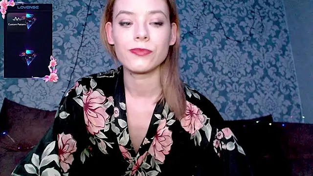 Kate  Loves online show from January 8, 7:07 pm