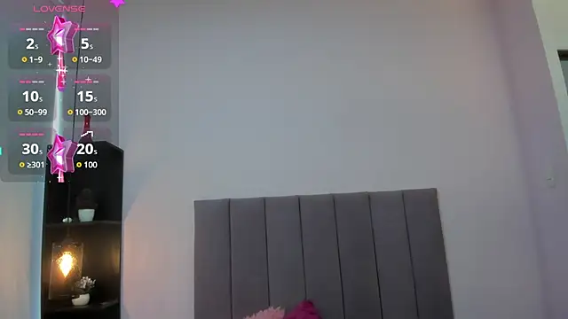 Snapshot of HoollyHendrix chatting on October 10, 8:03 pm HoollyHendrix online show from October 10, 8:03 pm