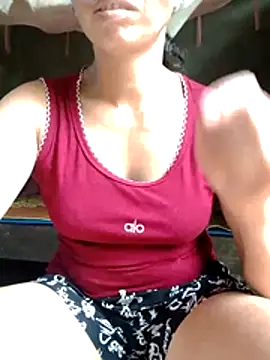 donna-bae online show from June 6, 1:45 am