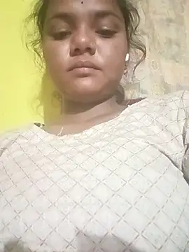 Hot Shredha online show from October 17, 4:54 pm