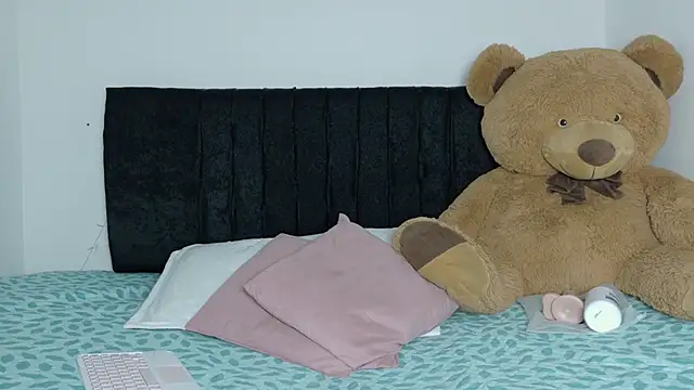 Natashaparker   online show from February 24, 9:46 pm