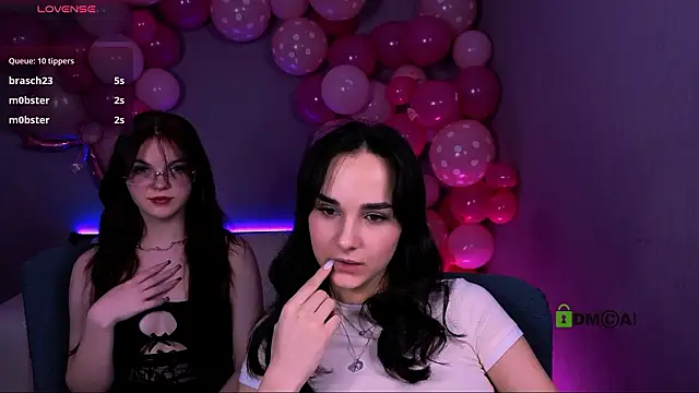 ariana ross7 online show from February 14, 8:33 pm