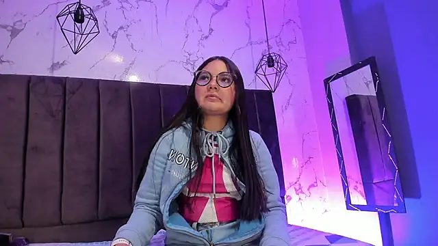 Snapshot of Kitty_chs1 chatting on September 29, 7:41 pm Kitty chs1 online show from September 29, 7:41 pm