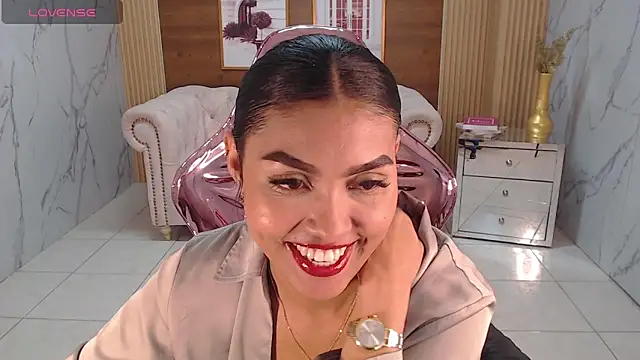 lissandra s online show from October 27, 11:21 pm