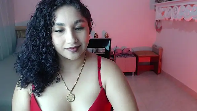 Snapshot of Gia_Dior chatting on October 5, 1:10 am Gia Dior online show from October 5, 1:10 am