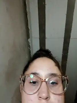 linameii online show from September 19, 7:57 pm