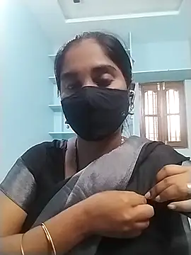 Snapshot of Mahaitha chatting on October 16, 9:23 am Mahaitha online show from October 16, 9:23 am