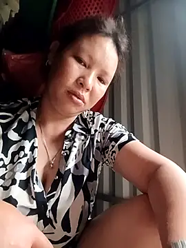 callistra online show from April 17, 11:18 pm