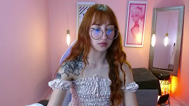Snapshot of gaby_angel_ chatting on October 13, 8:22 pm gaby angel online show from October 13, 8:22 pm
