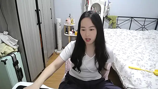 wxj1019 online show from April 3, 2:37 pm