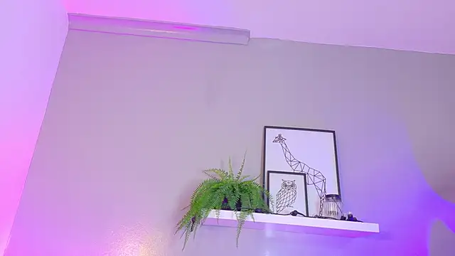 KeendraFox  online show from November 4, 10:20 am