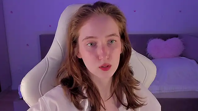 CrystalSoul  online show from November 3, 9:08 pm