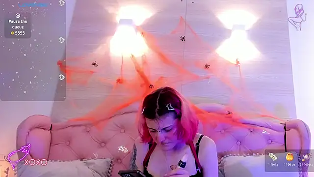 Rossiie Hunt  online show from October 10, 5:18 pm