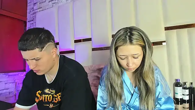 ANLLELOAndANGELA online show from July 14, 4:55 pm