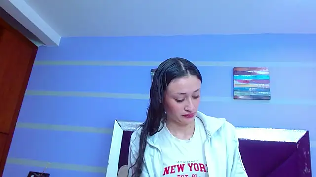 Emily Swiftt online show from November 15, 3:40 am