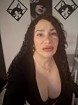 Lina 444 online show from June 9, 10:53 pm