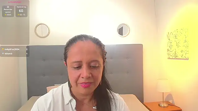 Snapshot of Apriljones_ chatting on September 27, 12:07 am Apriljones online show from September 27, 12:07 am