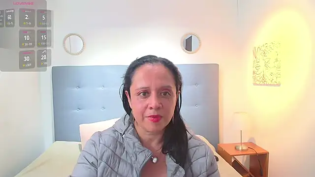 Snapshot of Apriljones_ chatting on September 18, 11:14 pm Apriljones online show from September 18, 11:14 pm
