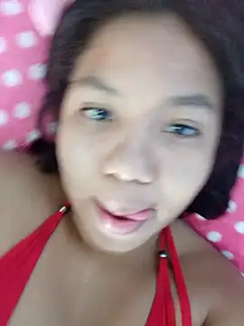 Snapshot of little_onixx chatting on October 18, 1:36 pm little onixx online show from October 18, 1:36 pm