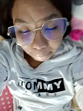Snapshot of little_onixx chatting on October 2, 11:59 am little onixx online show from October 2, 11:59 am