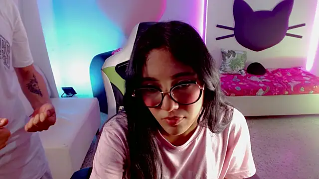 Lisa and bart  online show from September 19, 3:44 pm