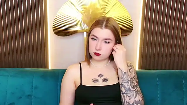 Milena Rosens online show from October 13, 5:43 am