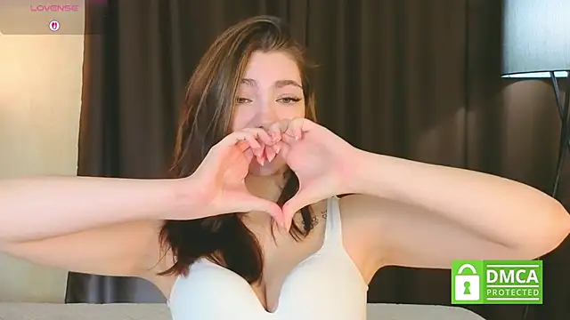Snapshot of EmilyZortea chatting on September 28, 8:30 am EmilyZortea online show from September 28, 8:30 am